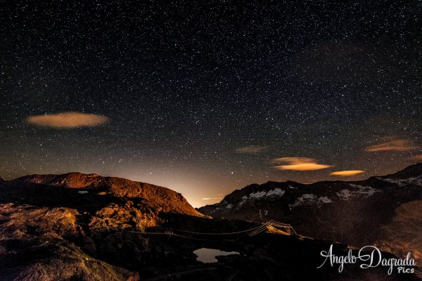 night-03836AE7275-2076-8A09-9020-381B2F6B2274.jpg