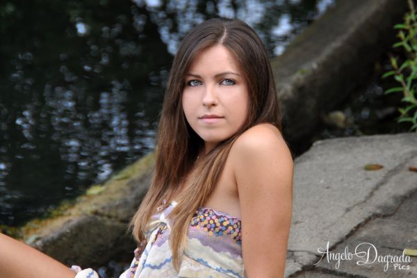 2012-019AA72FB83-2066-55E9-7BF1-B756E7E92149.jpg