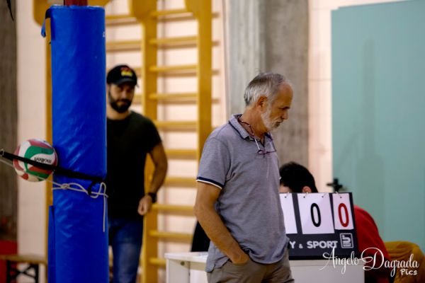 volley-1A9A7919C-D373-A088-6FF9-19F043C8A594.jpg