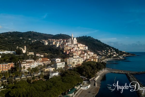 drone-0376BE27D58-5F8D-5E40-02F1-25625C708837.jpg